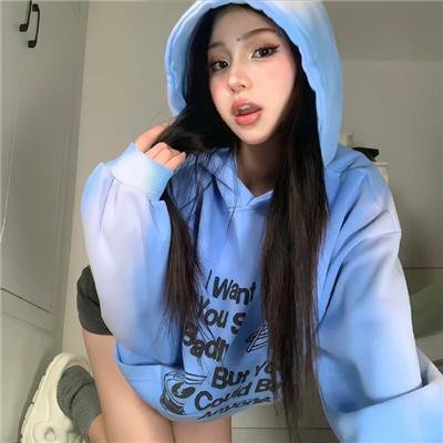 乘风而上的她